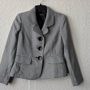 Kasper Black and White Houndstooth Blazer